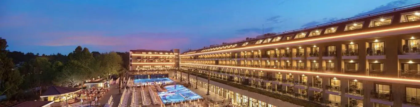 هتل آیدین بی کویین پالاس آنتالیا